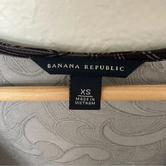 Banana Republic Floral Long Sleeve Wrap Dress, Size XS - Picture 4 of 4